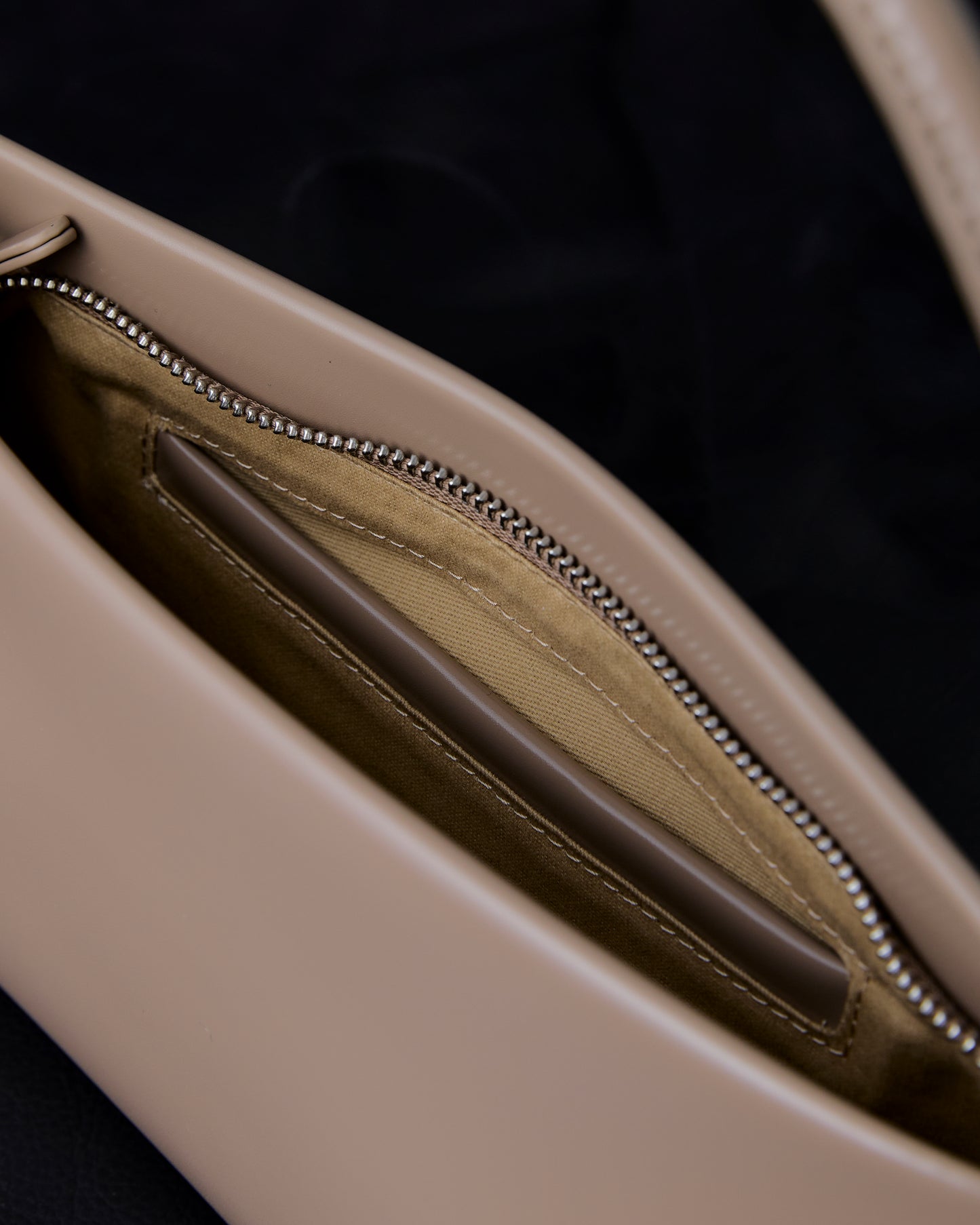 Grannies Shoulder Bag with Detachable Crossbody Strap